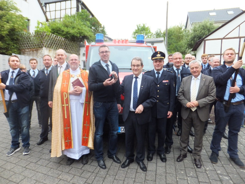 ffw-lieg-einsegnung-tsfw Einsegnung Feuerwehrfahrzeug